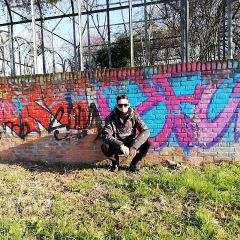 ares, foto del profilo 13 di 14
